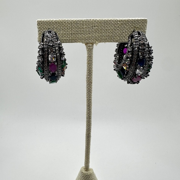 Statement cz rhinestone, possible gemstones in black "silver" earrings! - Picture 9 of 15